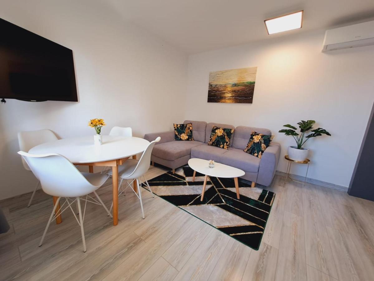 Limanowa Sunriser Apartment المظهر الخارجي الصورة